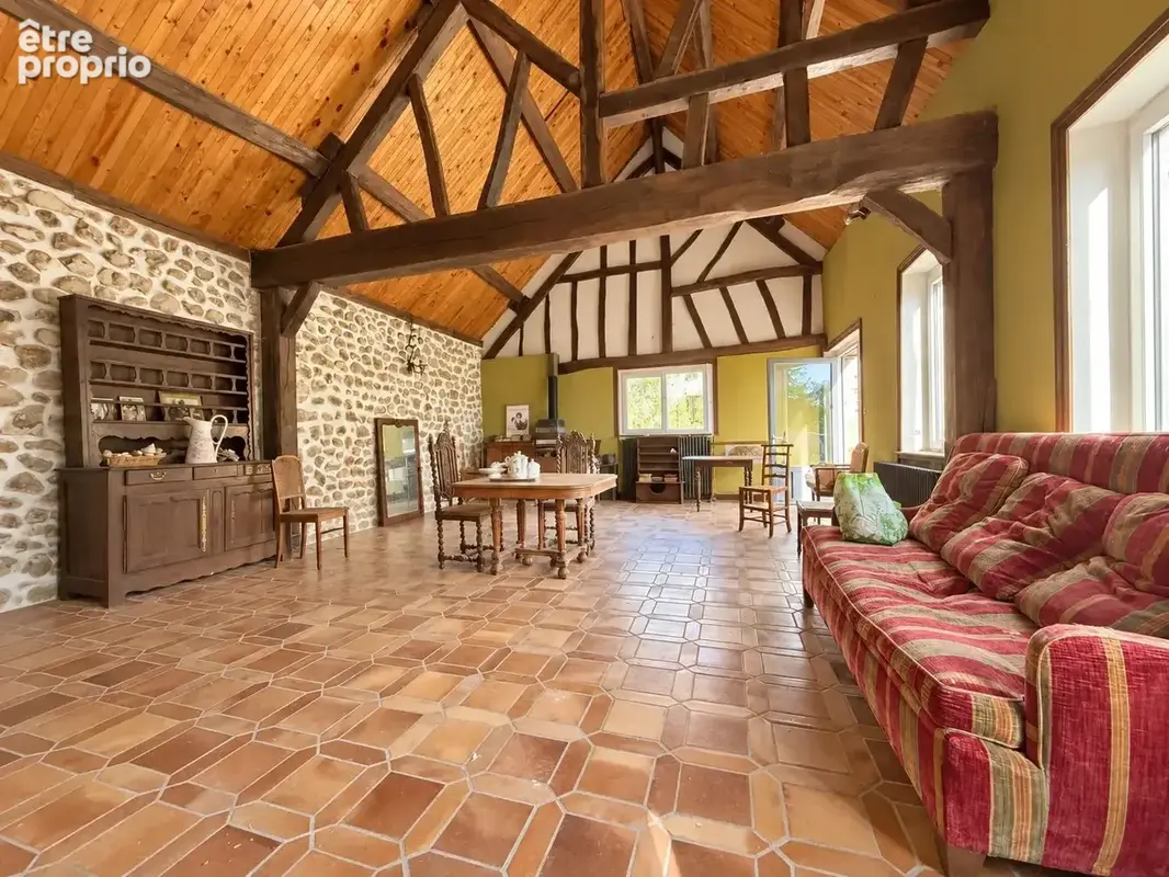 Magnifique longère F8 de 260 m2 avec Dépendances - photo 4