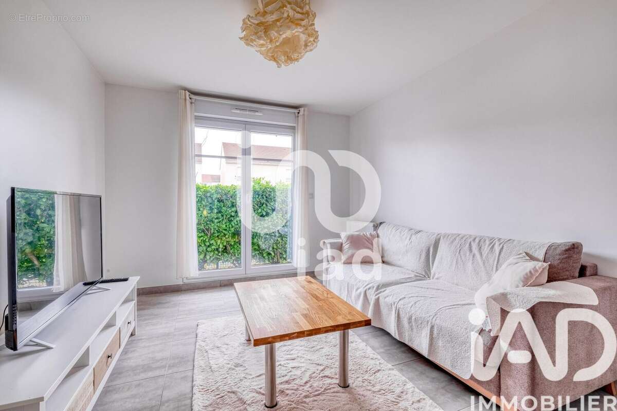 Photo 2 - Appartement à QUINCY-VOISINS