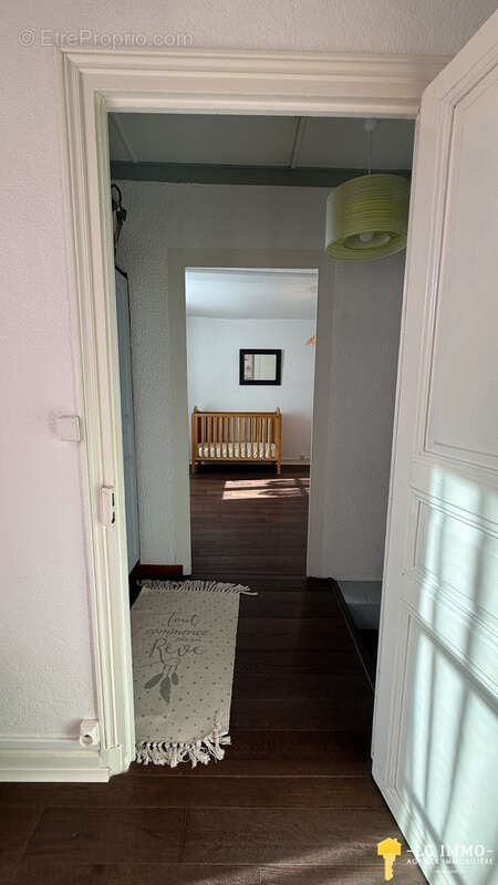 Maison à BRIE-SOUS-MORTAGNE