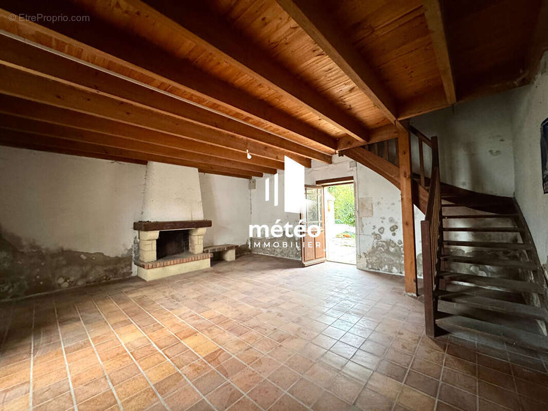 Maison Lucon 9 pièce(s) 190 m2 - photo 11