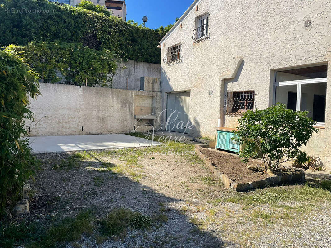 Appartement à LE LAVANDOU