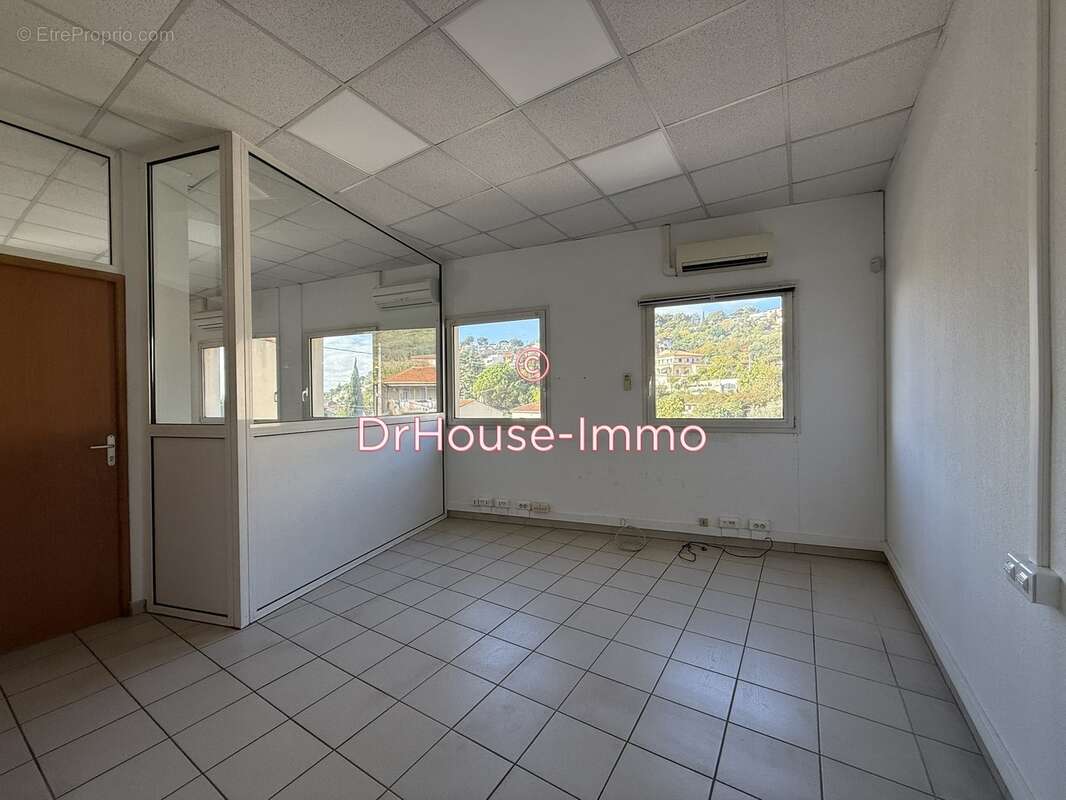 Commerce à MARSEILLE-15E