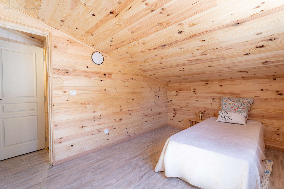 Maison à LE CASTELLET