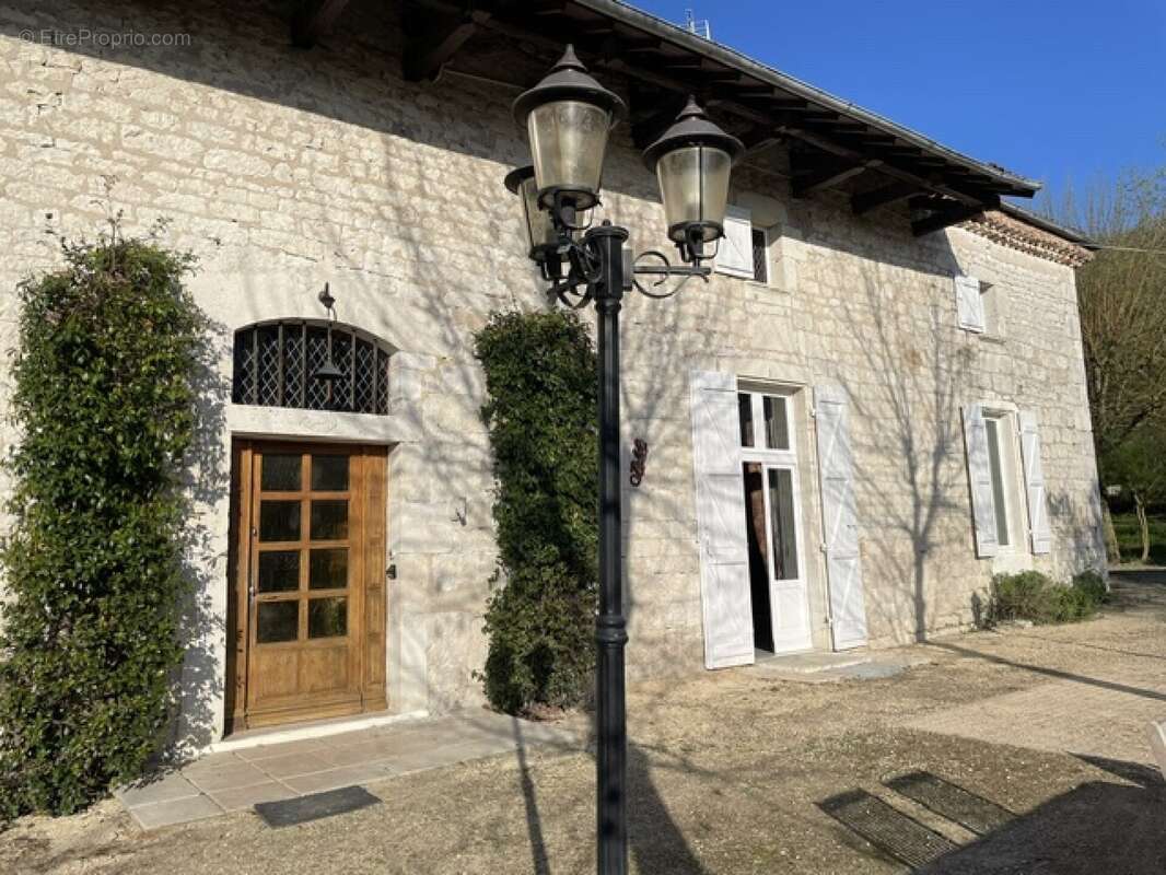 Maison à MONFLANQUIN