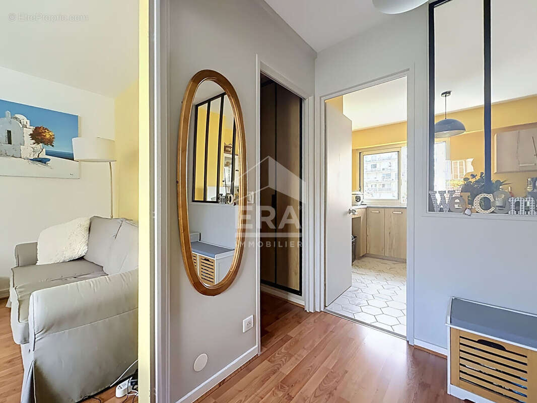 Appartement à PARIS-12E