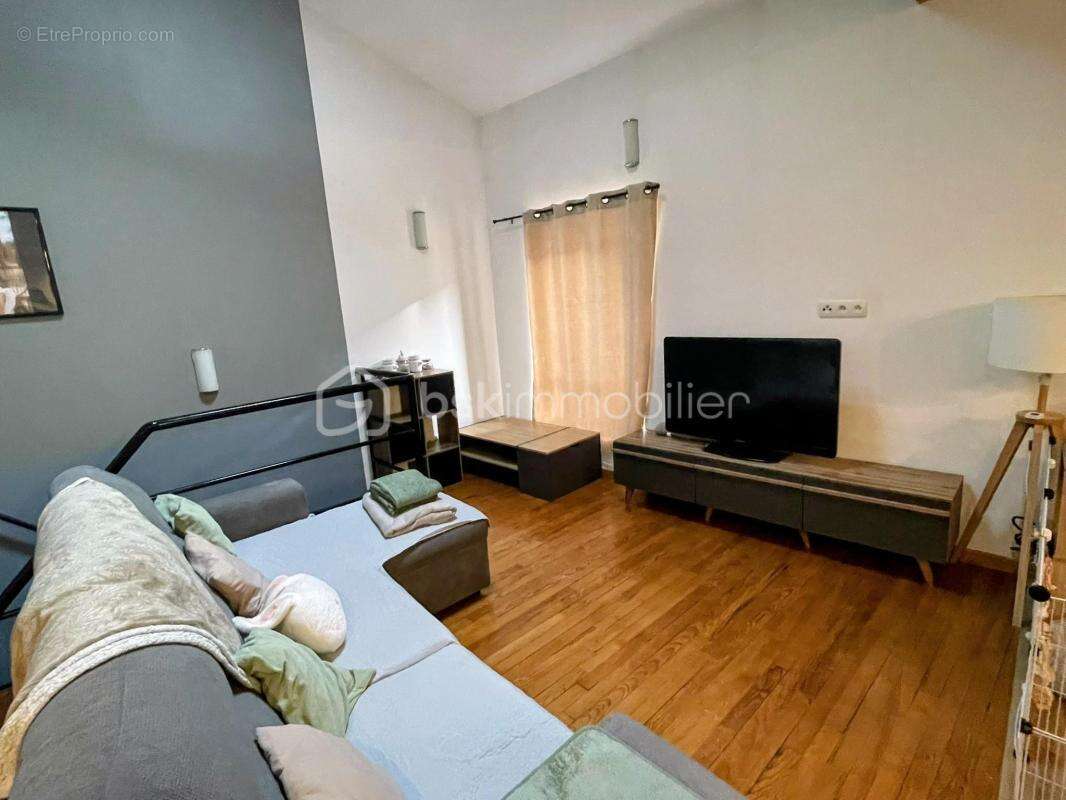 Charmante maison de bourg avec mezzanine au cœur de Villerest - photo 3