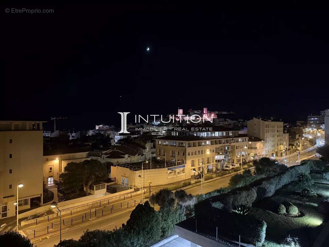 Appartement à CANNES