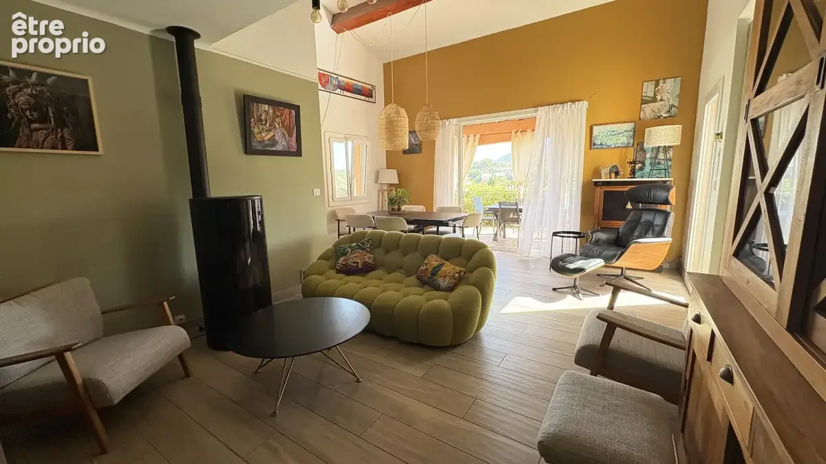 Le pradet   maison familiale de 140 m2 avec piscine, vue dégagée et garage - photo 6