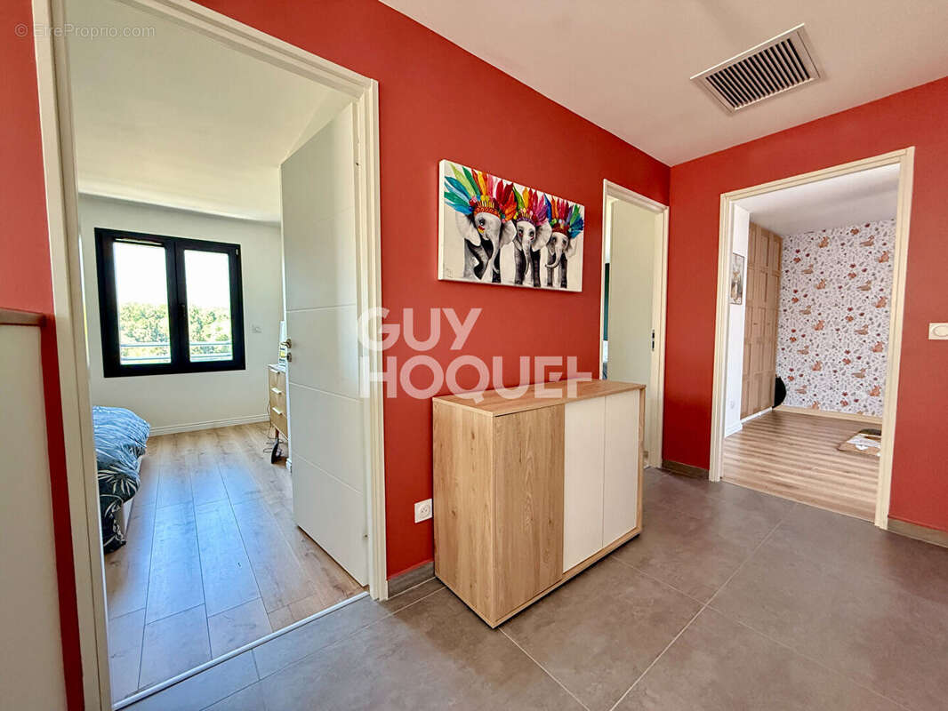 Maison à VIVIERS-DU-LAC