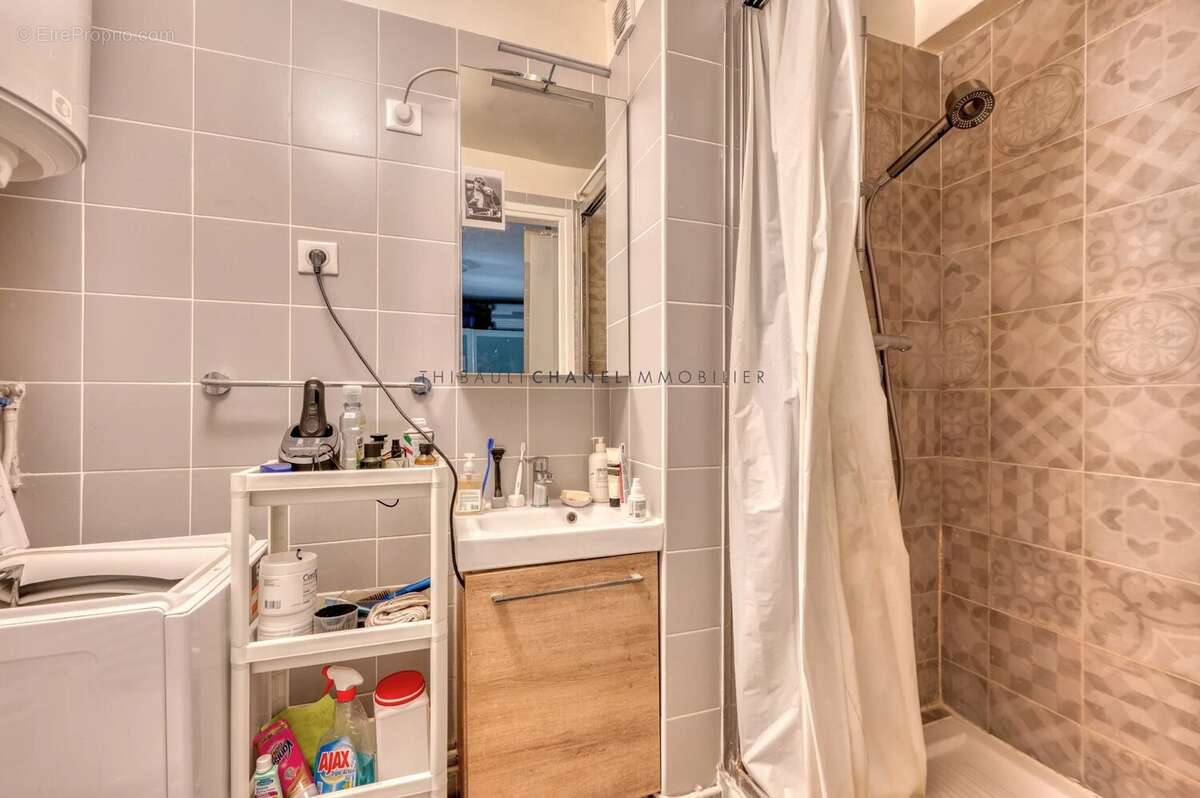 Appartement à PARIS-3E