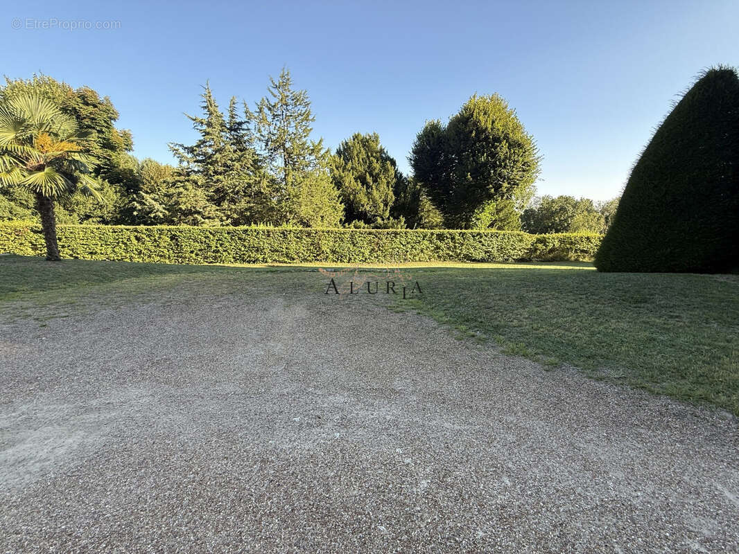 Maison 349 m² à Amboise  - photo 6