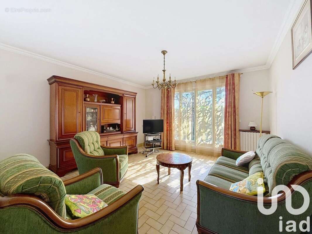 Photo 5 - Maison à VERT-SAINT-DENIS