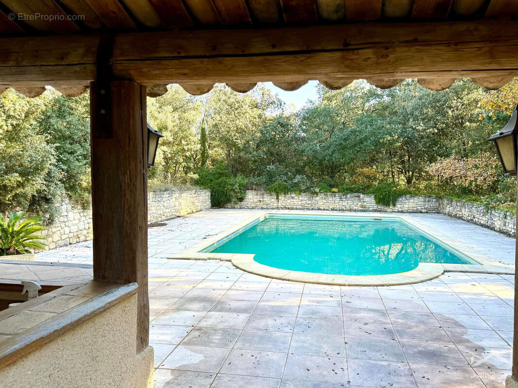 Maison à GRIGNAN