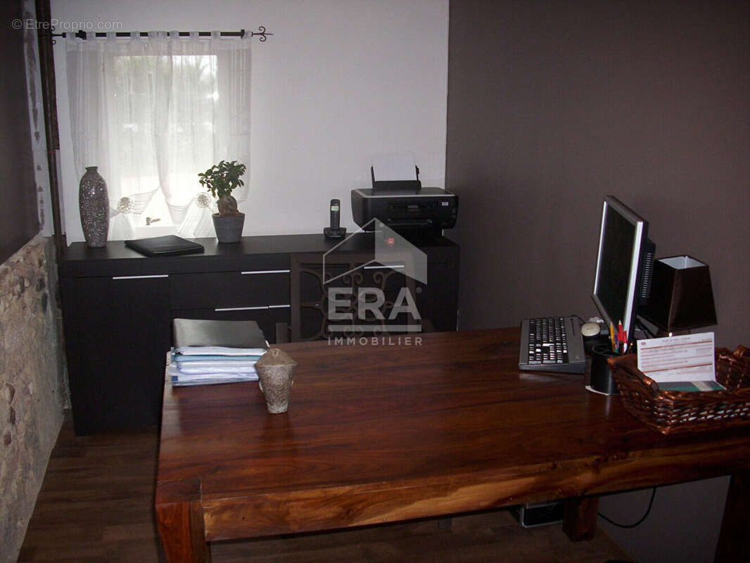 Maison à MONTPON-MENESTEROL