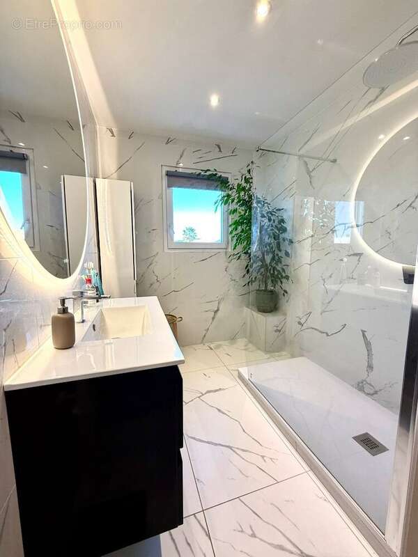 Maison à FRONTIGNAN