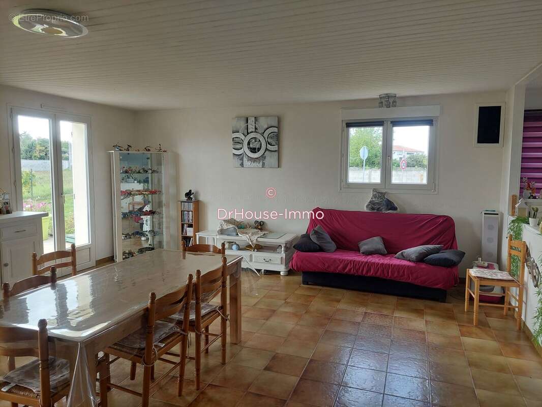 Maison à CORME-ECLUSE