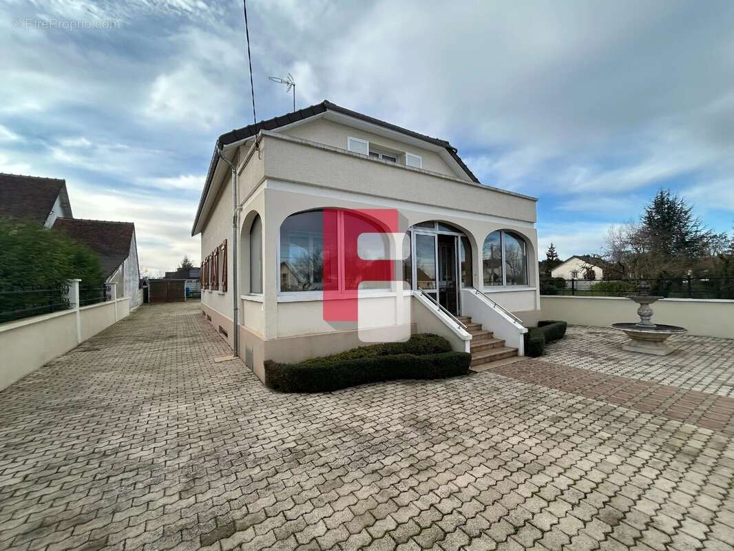 Maison à BREVIANDES