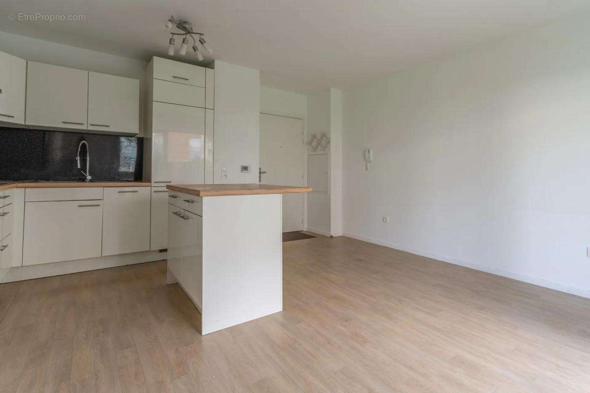 Appartement 2 pièces avec jardin à Mantes-la-Jolie - photo 2