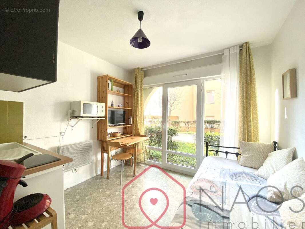 Appartement à LAMALOU-LES-BAINS