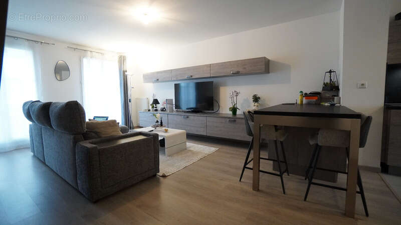 Appartement à LA CHAPELLE-EN-SERVAL