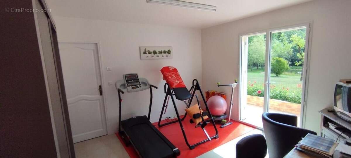 Maison à LISSAC-ET-MOURET