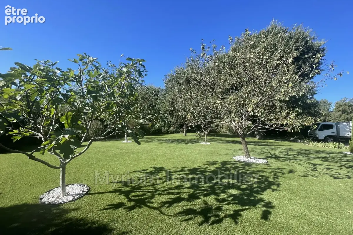 Maison 7 pièces 203 m² à vendre à Saint-Cezaire-Sur-Siagne (06530) - photo 7