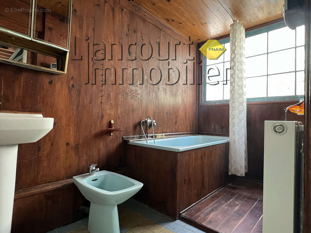 Maison à CAMBRONNE-LES-CLERMONT