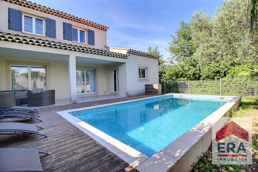 Maison à SORGUES