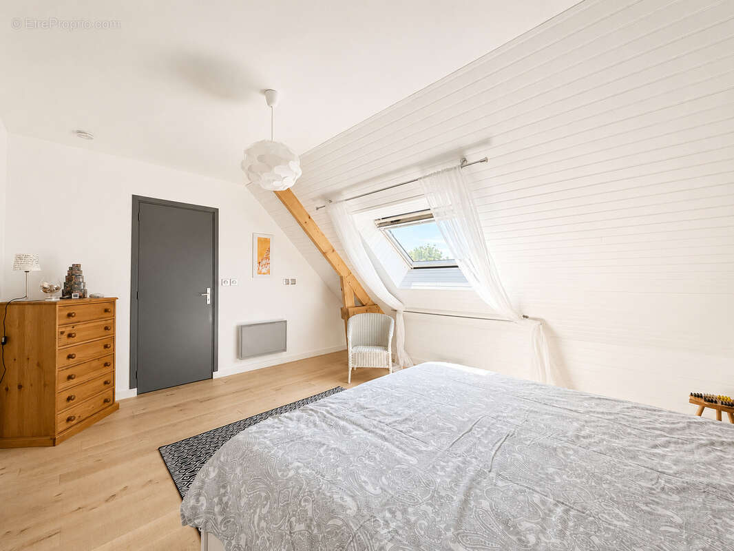 Maison 7 Pièces - 180m2 - photo 11