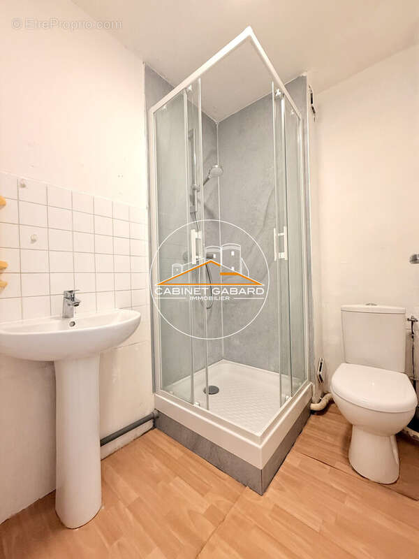 Appartement 28 m² à Angers  - photo 3