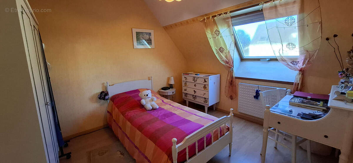 Maison à LE RELECQ-KERHUON