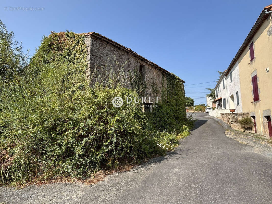 Maison 120 m² à Getigne  - photo 4