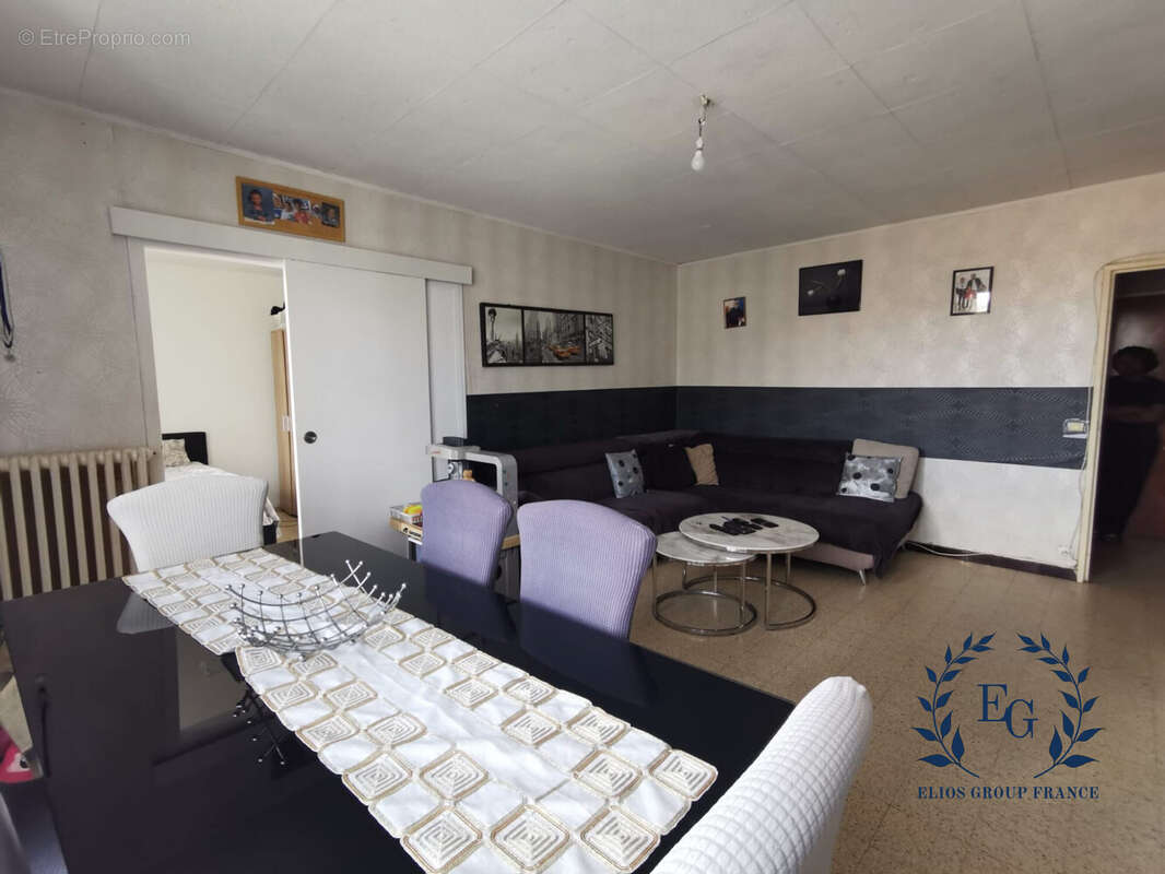 Appartement à MARSEILLE-12E