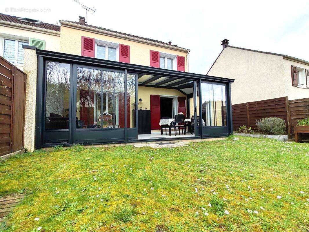 Maison à TAVERNY