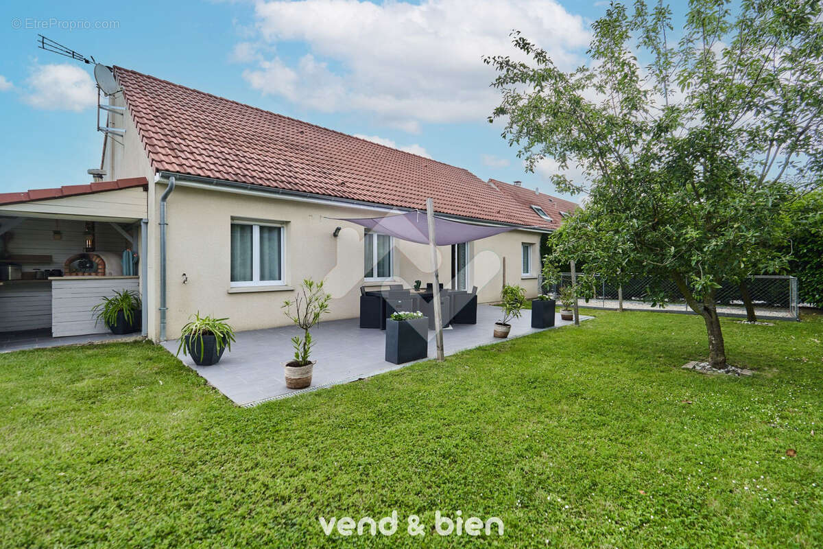 Maison à BREUIL