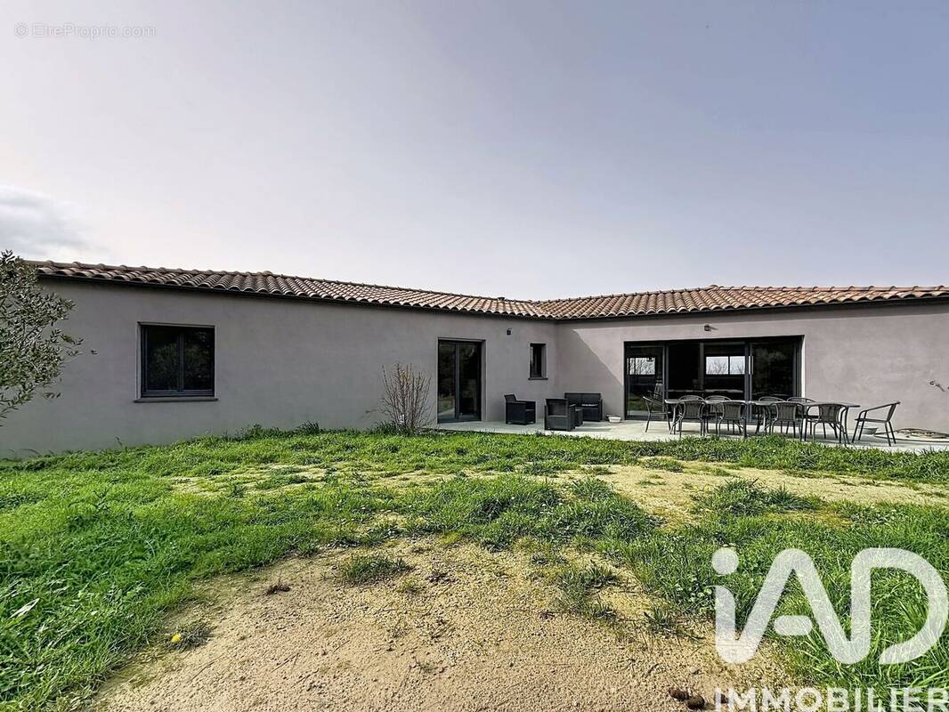 Photo 1 - Maison à ALAIRAC