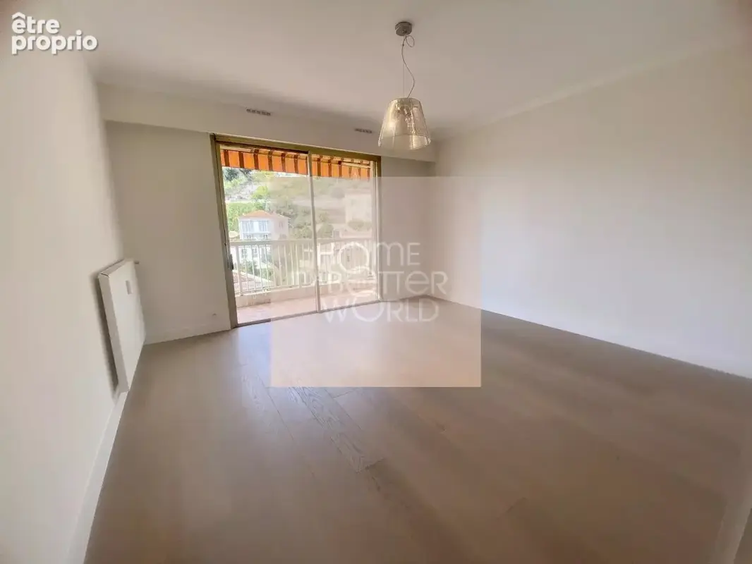 Magnifique 2 Pièces Dernier Étage avec Terrasse, Vue Dégagée & Garage en Option - photo 5