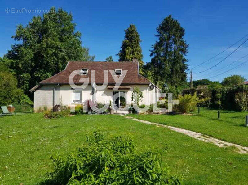 Maison charmante à vendre à Gault-Soigny, havre de paix et de lumière - photo 11