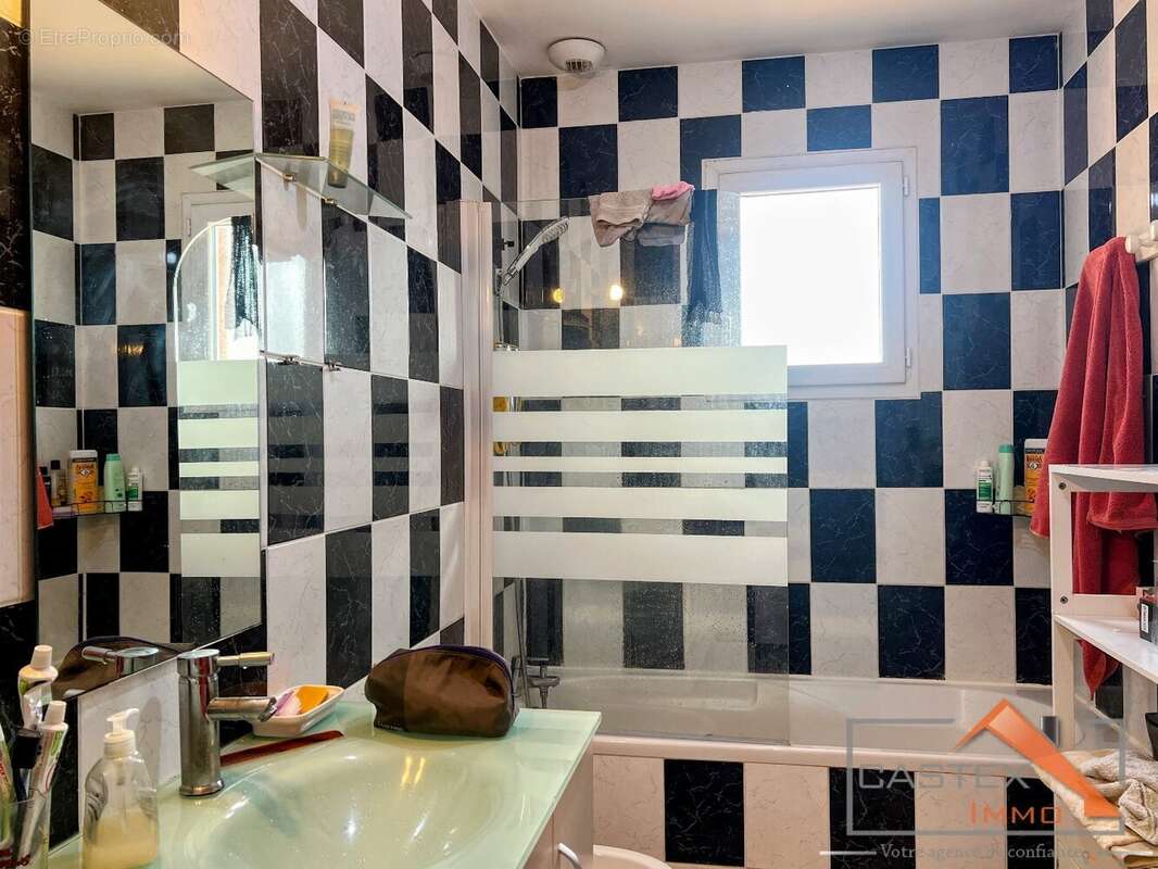 Exclusivité  Maison familiale de plain-pied avec 4 chambres - photo 11