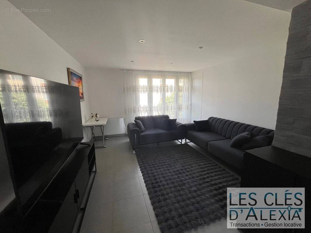 Appartement à VAULX-EN-VELIN
