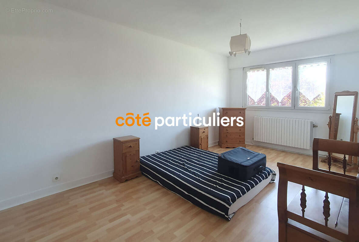 Maison à VILLENEUVE-LE-ROI