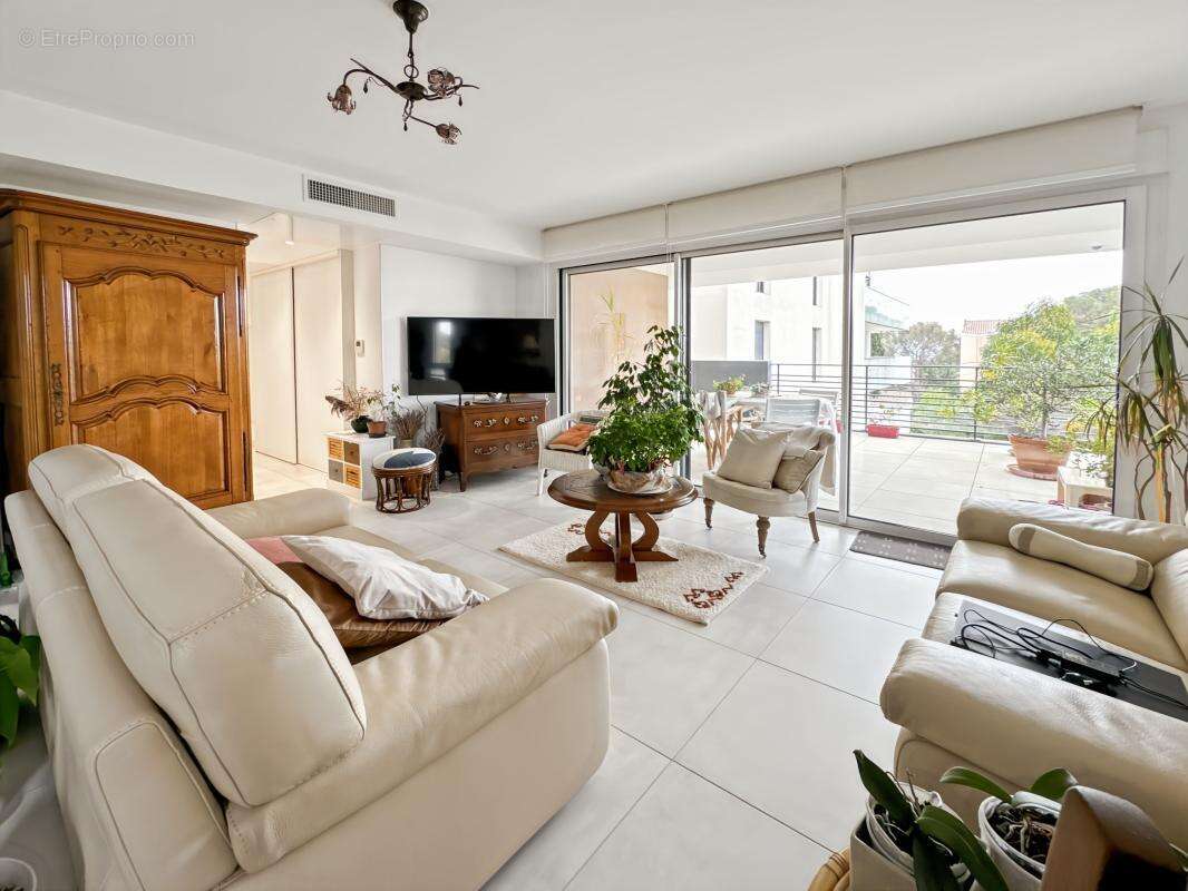 Appartement à SAINT-RAPHAEL