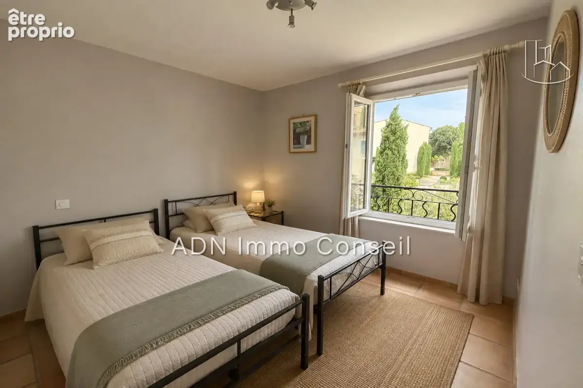 Appartement 71 m² à Mallemort  - photo 5