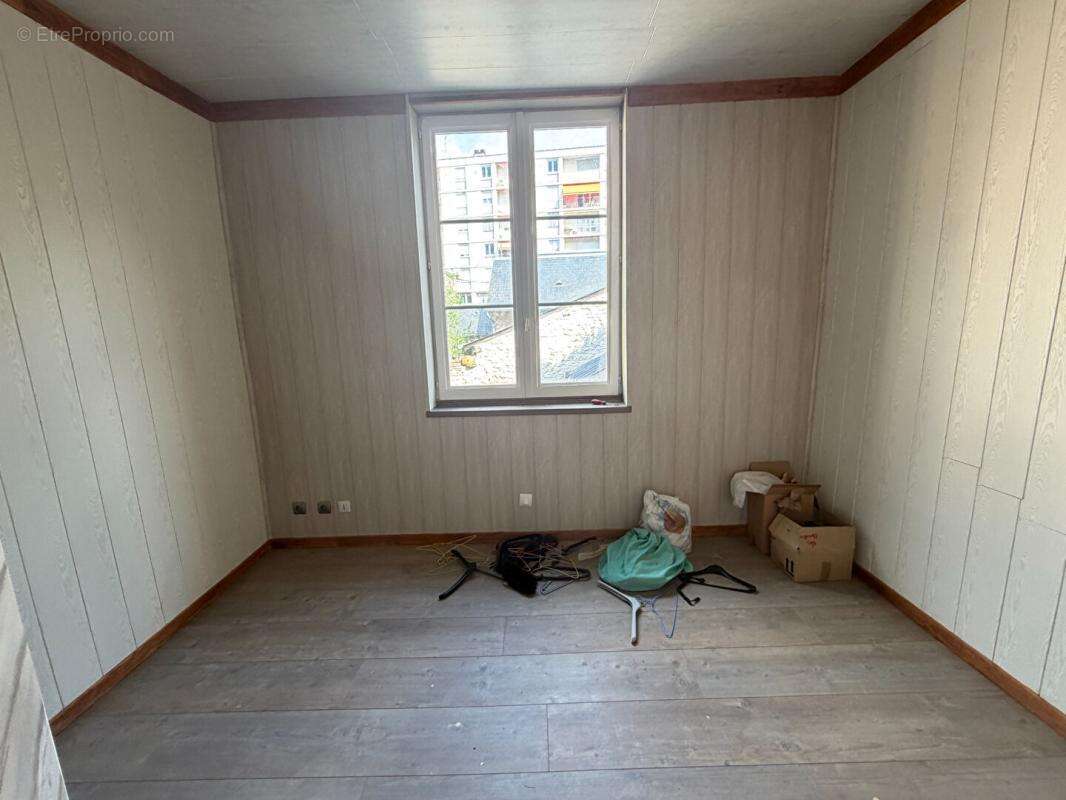 Immeuble de rapport à fort potentiel en plein centre de Nevers - photo 10
