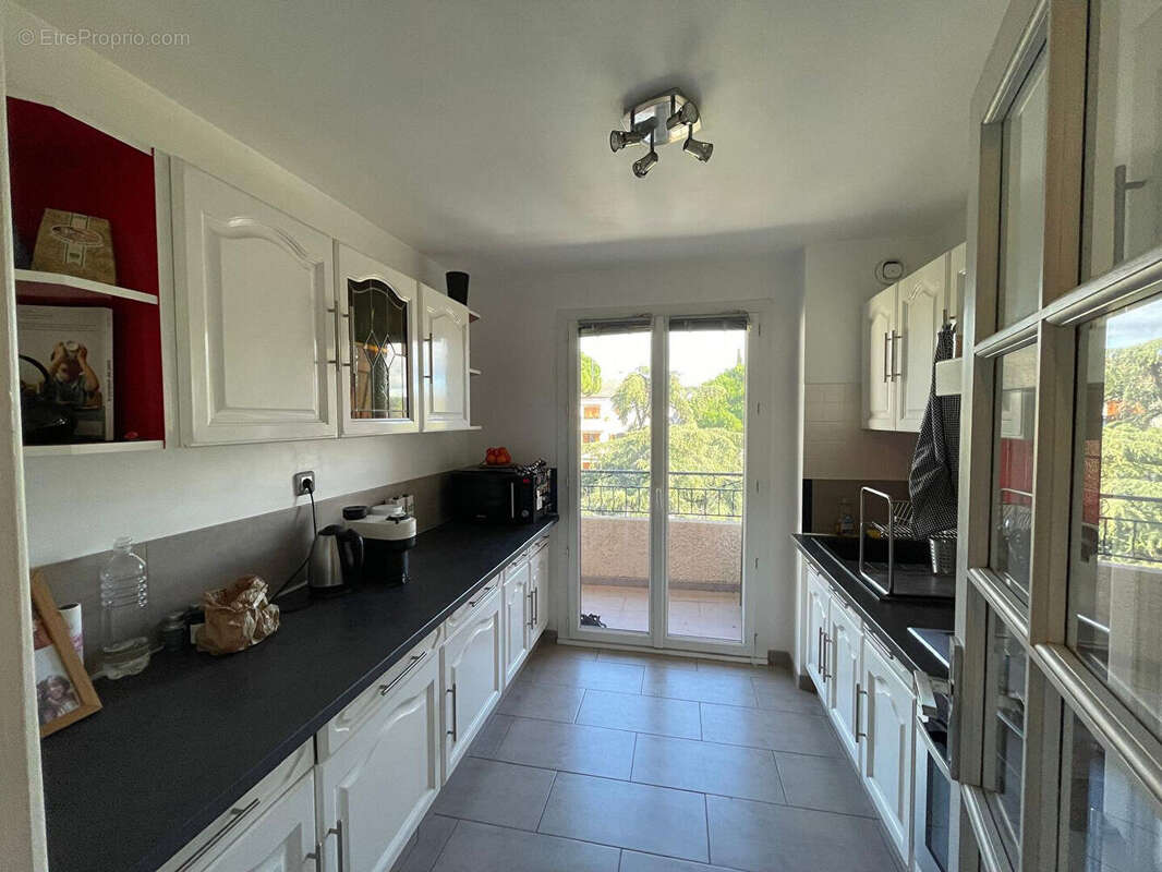 Appartement à SAINT-CYR-SUR-MER