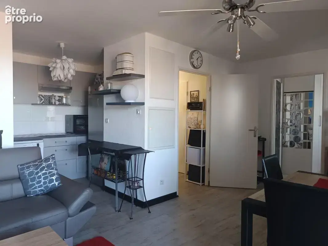 Bel appartement lumineux tout confort avec balcon et garage - photo 3