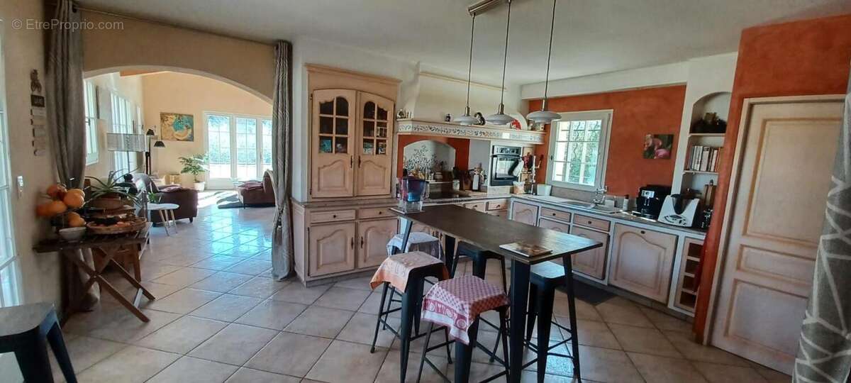 Maison à BUIS-LES-BARONNIES