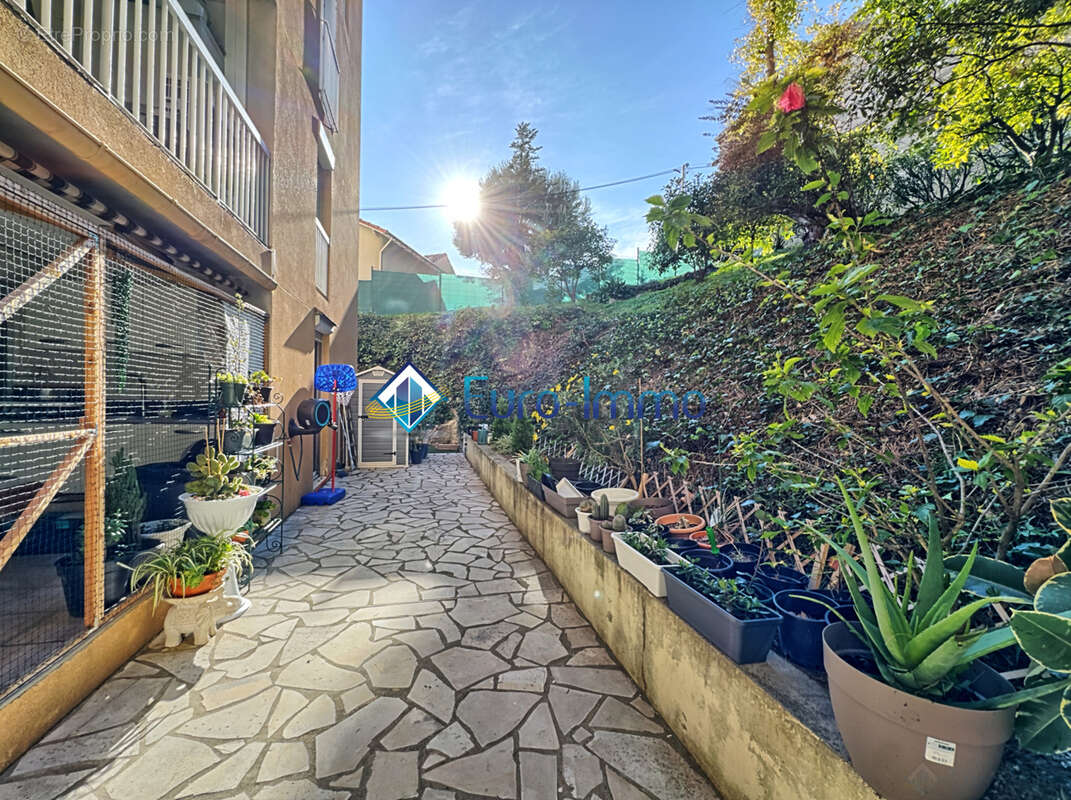 Appartement à BEAUSOLEIL