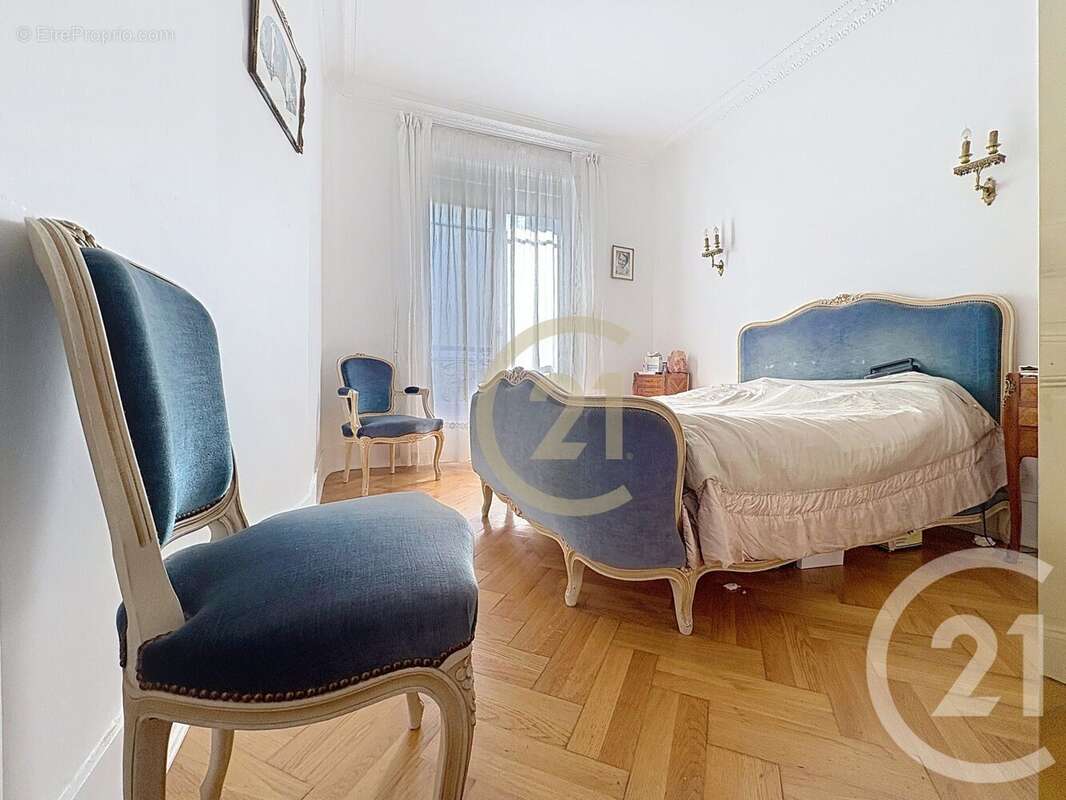 Appartement à PARIS-12E