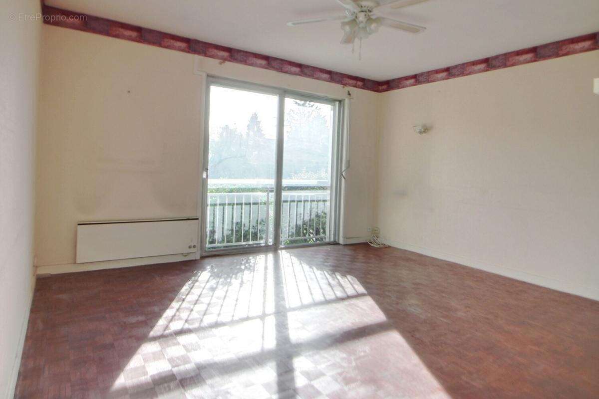 Appartement à RIORGES